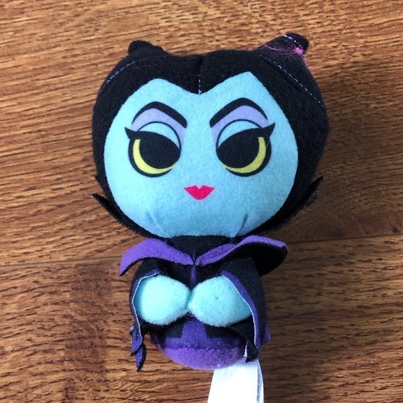Funko x Disney Villain Maleficent mini figure stuffed plush - Picture 1 of 3